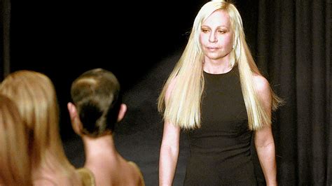 Versace’s First Show After Gianni Versace’s Death 